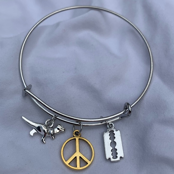 Brand New! Handmade! Adjustable Charm Bangle Bracelet! - Picture 5 of 6